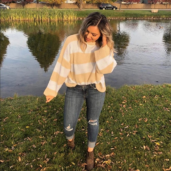 Long sleeve oversize crew neck striped sweater - Picture 4 of 4